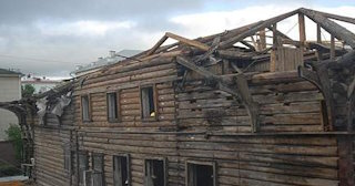 Демонтаж деревянных конструкций в Красном Сулине - расценки от 1021 рублей - Сварной-Крл